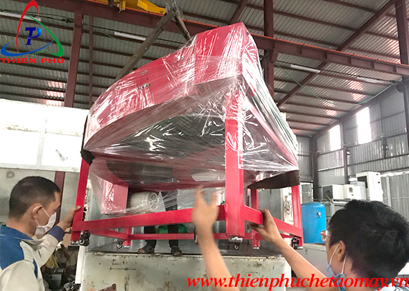Băng tải góc cong loại to và hẹp